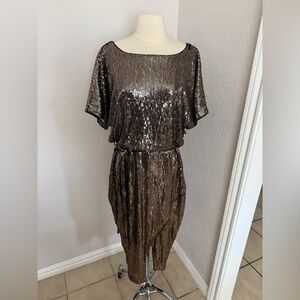 Elegant Sequin Dress in Black and Gold